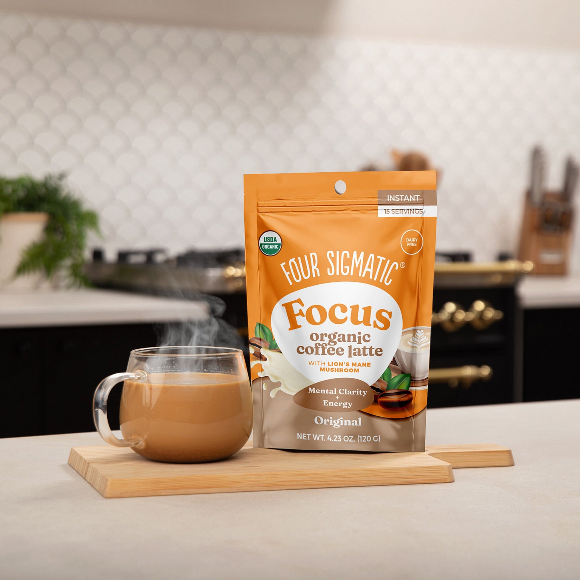 focus-organic-coffee-latte-original-k0 focus-latte-original-lifestyle2-2026.jpg